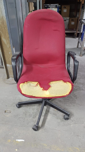 Silla De Oficina Con Pata Estrella Y Ruedas