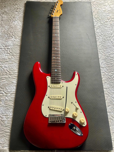 Guitarra Fender Stratocaster American Deluxe 1999