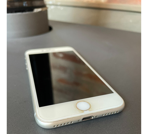 iPhone 8 Blanco 64gb Batería 77% Sin Detalles