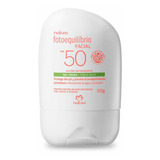 Natura Protector Facial En Gel Fps 50