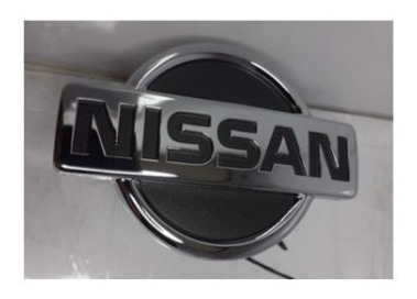 Emblema Logo Delantero Nissan Sentra Tsuru Original Foto 5