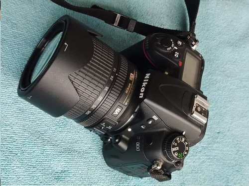 Nikon D7000 Completa Con Caja Y Sus Accesorios