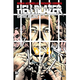 Hellblazer: Entre Rejas -edicion Deluxe-, De Brian Azzarello. Editorial Ecc Ediciones, Tapa Blanda En Español, 2022