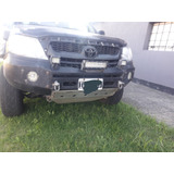 Bumper Toyota Hilux 2010