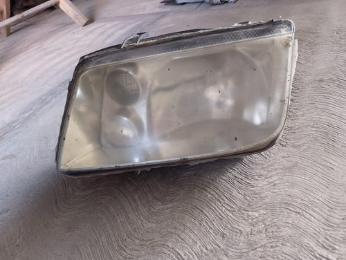 Faro Izquierdo Volkswagen  Jetta A4 1999-2007