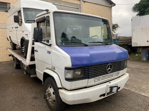 MERCEDES BENZ 710 PLATAFORMA 6.5 COM 1 MÊS DE USO