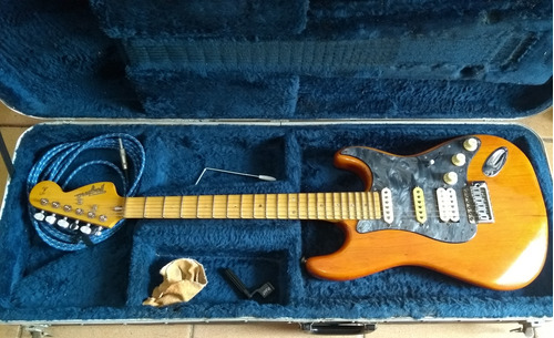 Tagima Stratocaster T-635 Ano:1999