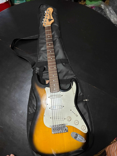 Guitarra Eléctrica Washburn Pro Lyon Series We-3