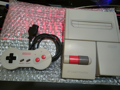 Nintendo Famicom Av
