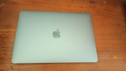 Macbook Air M1 2020 Plata 13.3 , Apple M1  8gb De Ram 