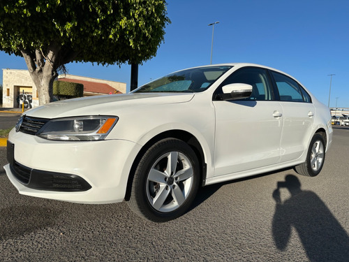 Volkswagen Jetta 2013 2.5 Style Active At 