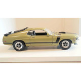 Miniatura Mustang Boss 302 1:18 Highway