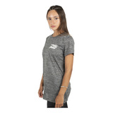 Remera Under Armour Tech Twist Graphic Mujer Training Gris