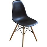 Cadeira Charles Eames Preta Com Pés De Madeira 82x47cm