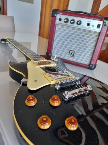 Guitarra Les Paul E Amplificador 