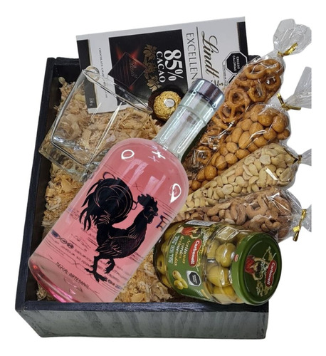 Caja De Regalo Para Clientes Mezcal Rosado Arcón Navideño