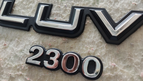 Kit Emblemas Insignias Chevrolet Luv 2300 Foto 2