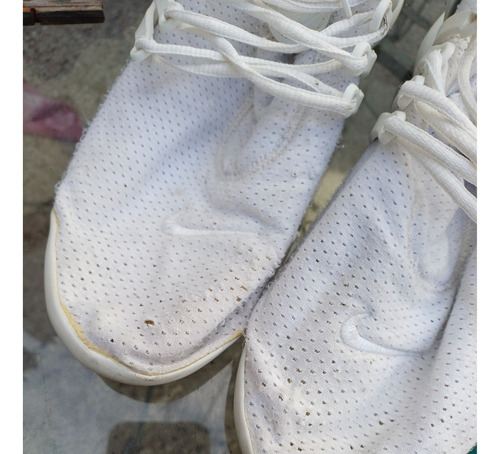 Zapatillas Nike Blancas Con Detalle T 43