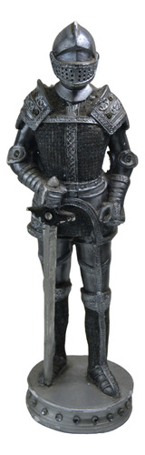 Escultura Em Gesso Cavaleiro Medieval Com Espada