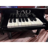 Schoenhut 18 Key Mini Piano De Cola - Negro