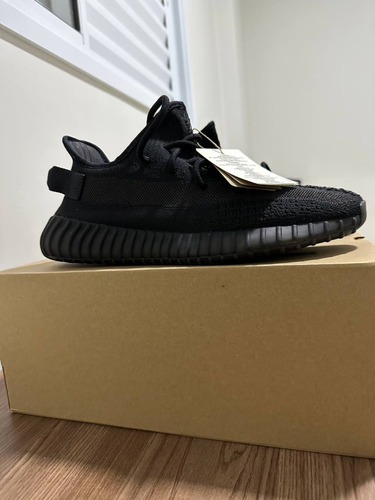 Yeezy 350 V2 Onyx | Tamanho 41 | Original