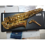 Saxofone Júpiter 769