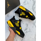 Jordan 4 Thunder Amarillo Talla 26.5