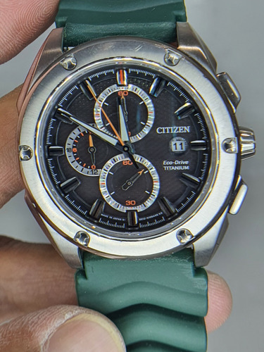 Reloj De Caballero Citizen Ecodrive Titanium Correa De Seiko