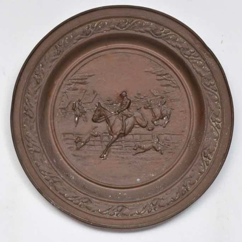 Placa Decorativa Em Metal Representando Hipismo