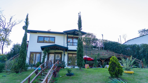 Hermosa Finca Familiar Proindiviso En San Vicente