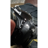 Camara Nikon D 7100 Con Tres Lentes Y Un Flash Bolso Cargado