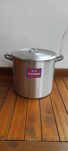 Olla De Aluminio Almandoz Con Tapa