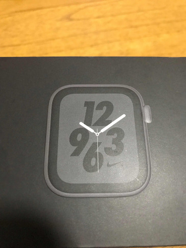 Apple Watch 4 Nike