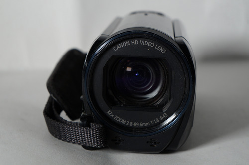 Videocamara Canon Vixia Hf R800 Con Batería Extra 