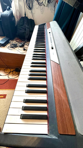 Piano Electrico 88 Teclas - Korg Sp250