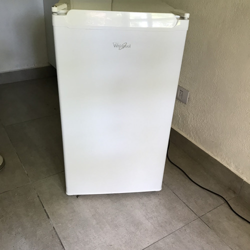 Heladera Bajo Mesada Whirlpool 117 Lts