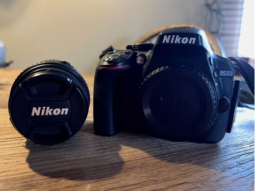  Nikon Kit D5300 + Lente 18-55mm Vr Dslr  Solo 3600 Disparos