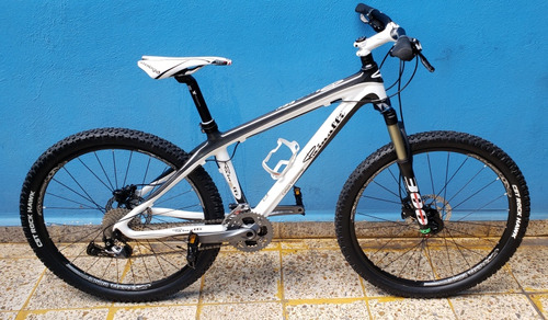 Bicicleta De Montaña Painalli Cuadro Fibra De Carbono 