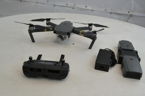 Drone Dji Mavic Pro Con Cámara 4k Gray 5ghz 3 Baterías