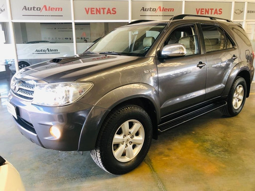 Toyota Hilux Sw4 4x4 Automatica Srv Pack 7 Asientos Año 2009