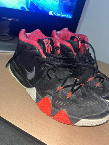 Zapatilla Kyrie 4 Talle 13us