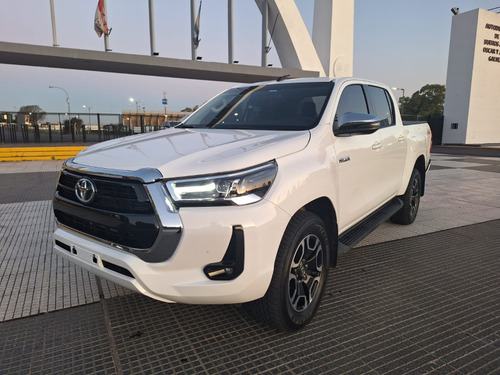 Toyota Hilux Pick-up 2.8 Srv 4 X 4 Mt