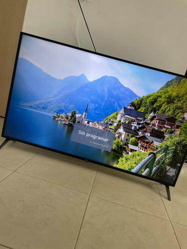 Televisor LG 70 Up