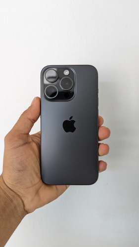 Apple iPhone 15 Pro (128 Gb) - Titanio Negro