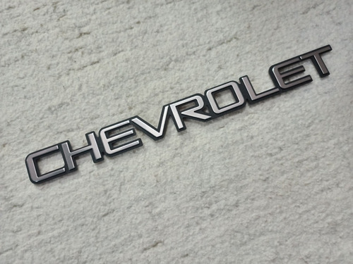 Emblema Palabra Chevrolet Dmax Y Blazer  Foto 2