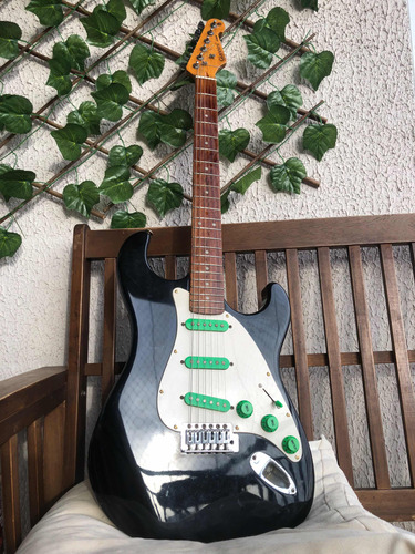 Guitarra Giannini Sonic Com Caps Customizados 