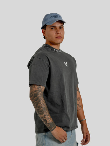 Playera Oversize Hombre Vamana Gris Deslavada