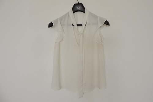 Blusa Blanca Con Lazo Para Moño