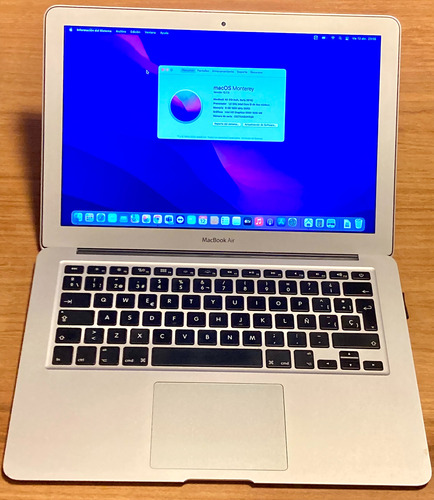 Macbook Air 13. 2015. Core 5i. 8gb. 128ssd. 816 Ciclos.