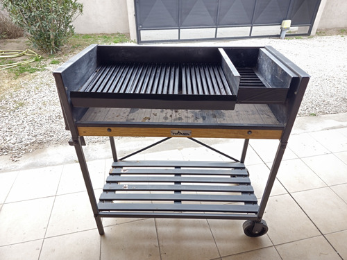 Parrilla A Leña Móvil Tromen Campo 148x111x55 C/ Ruedas